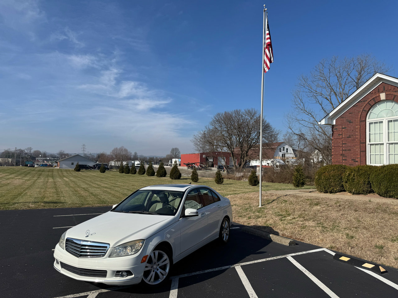 Used 2010 Mercedes-Benz C 300 Sedan image 1