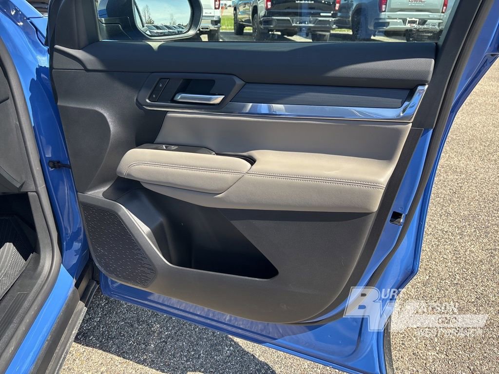 Used 2026 GMC Terrain Elevation w/ Elevation Premium Package AWD/4WD image 11