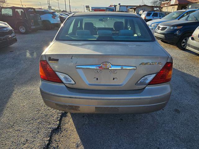Used 2002 Toyota Avalon XL image 4