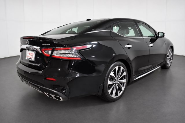 Used 2019 Nissan Maxima Platinum w/ Illumination Package FWD image 4