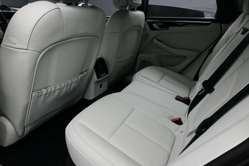 New 2026 Porsche Macan S AWD/4WD image 14