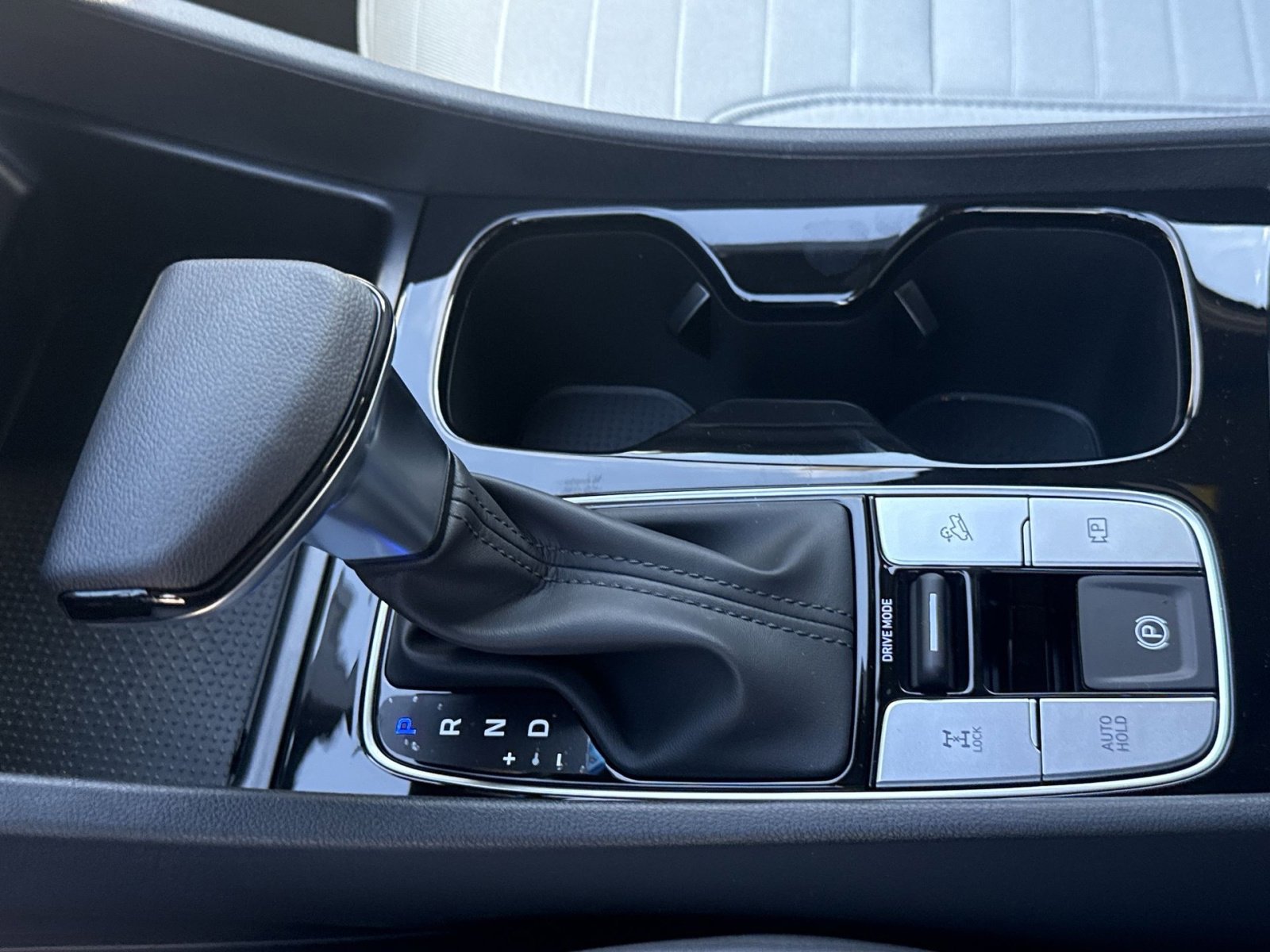 New 2026 Hyundai Santa Cruz SE image 20