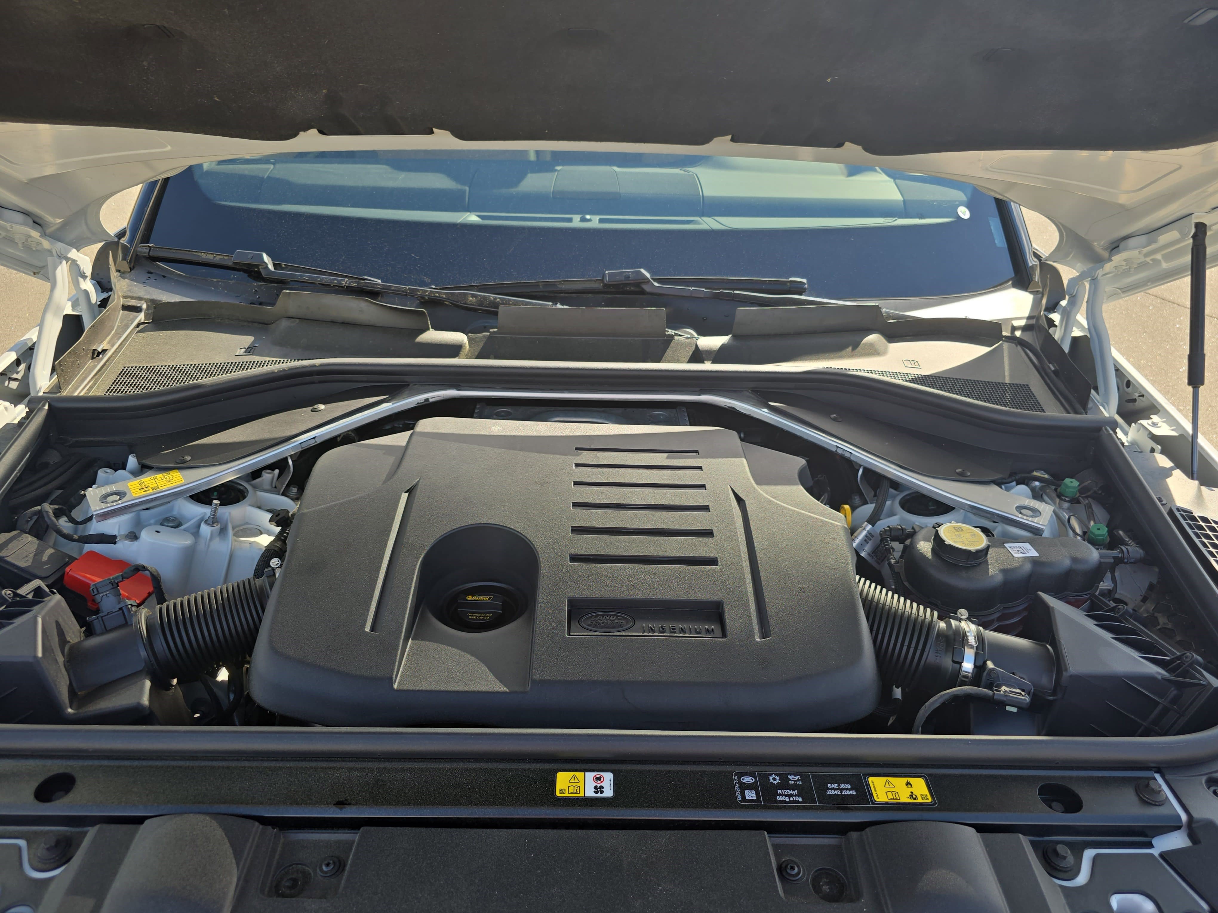 Used 2024 Land Rover Range Rover Sport SE image 31