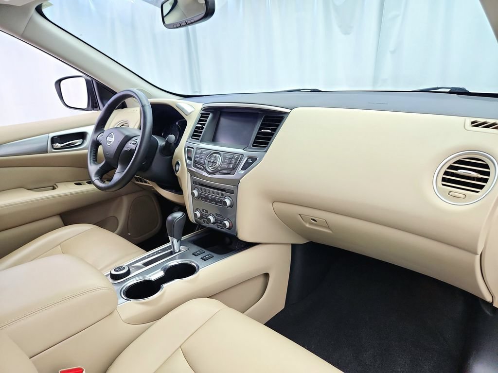 Used 2020 Nissan Pathfinder SL AWD/4WD image 31