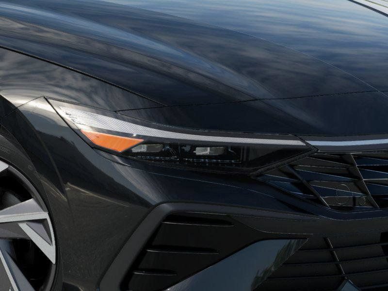 New 2026 Hyundai Elantra Limited FWD image 9