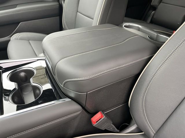New 2026 Chevrolet Tahoe Premier w/ Sun And Tow Package AWD/4WD image 21