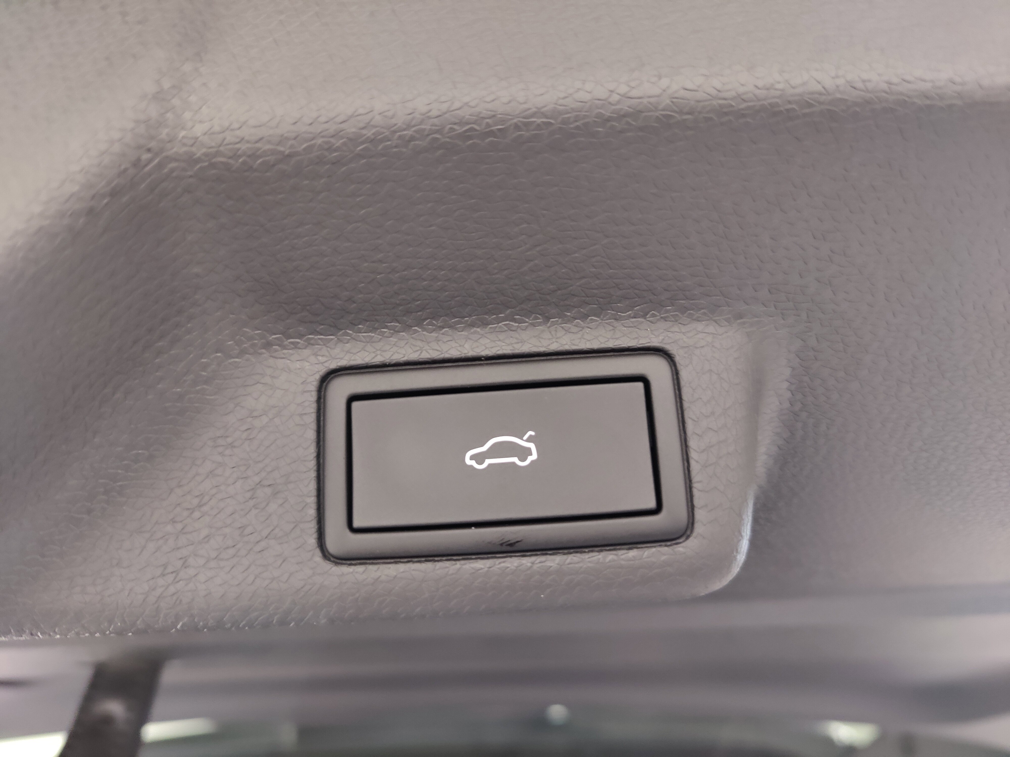 Used 2025 Volkswagen ID. Buzz Pro S image 16