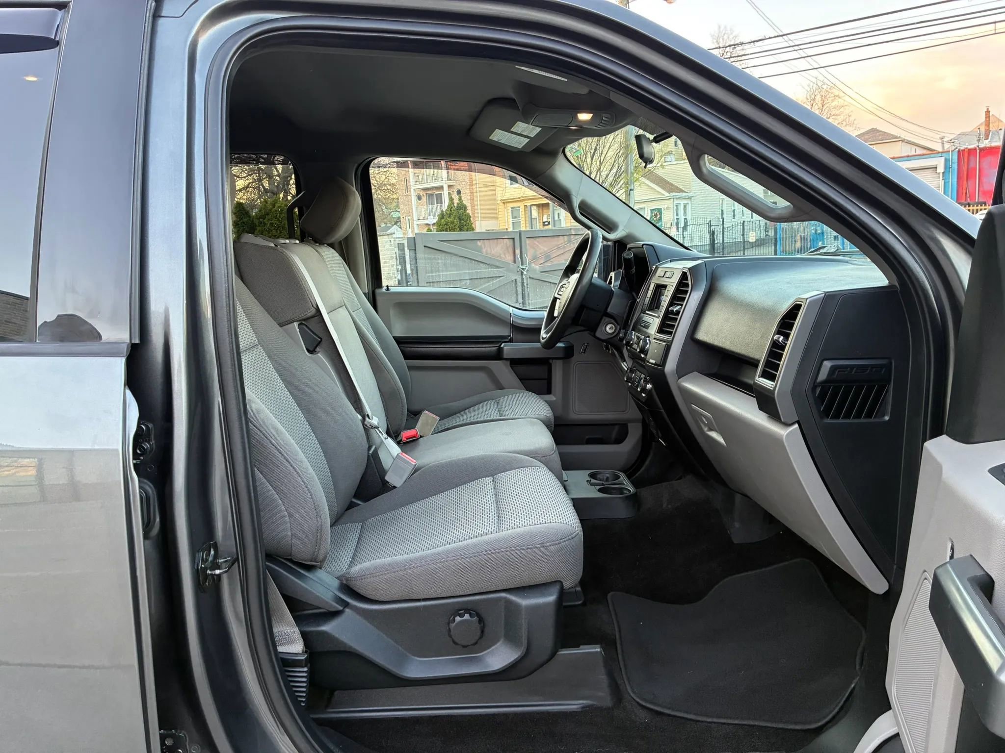 Used 2018 Ford F150 XLT w/ XTR Package AWD/4WD image 11
