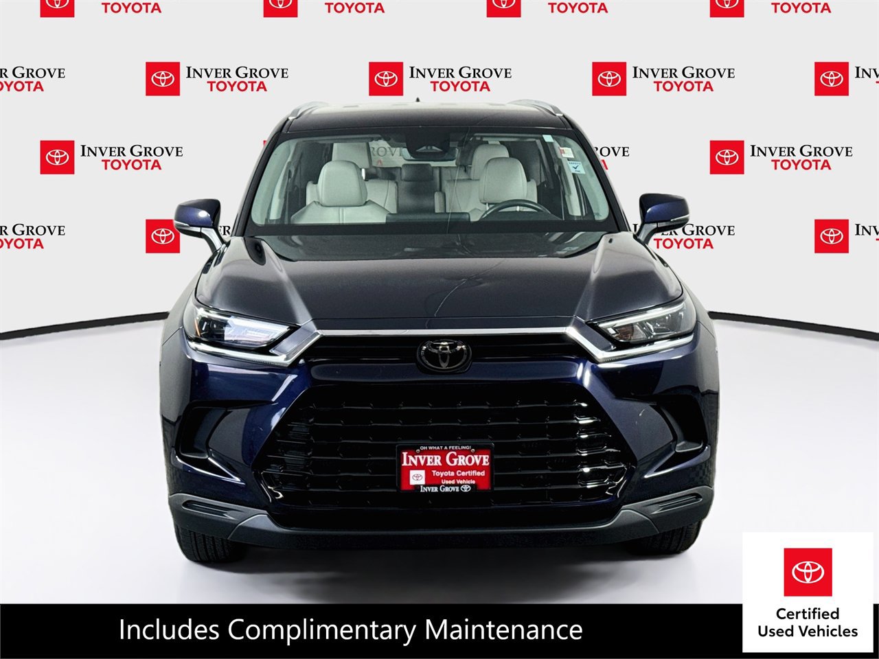 Certified 2024 Toyota Grand Highlander AWD image 2
