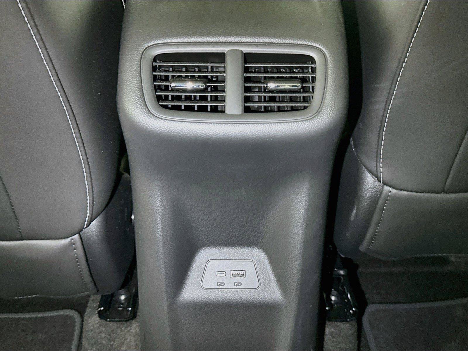 Certified 2026 Buick Envision Sport Touring AWD/4WD image 25