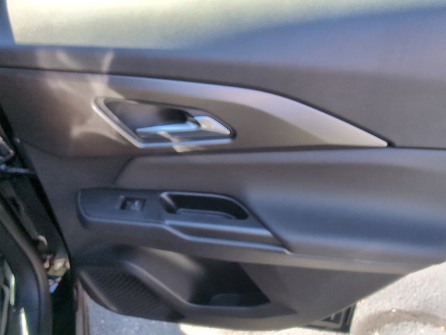 New 2026 Chevrolet Equinox EV LT image 12