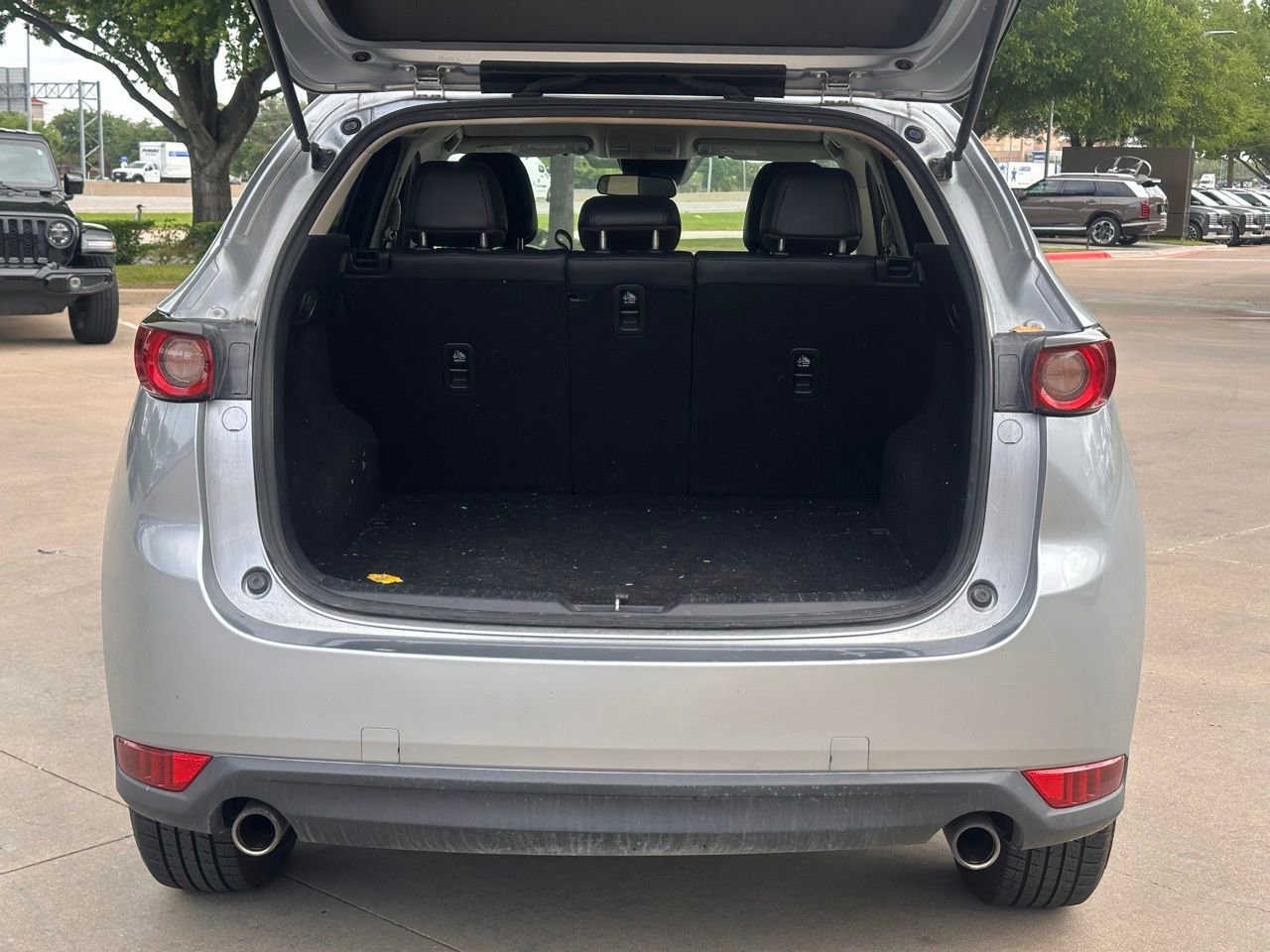 Used 2021 MAZDA CX-5 Touring image 16