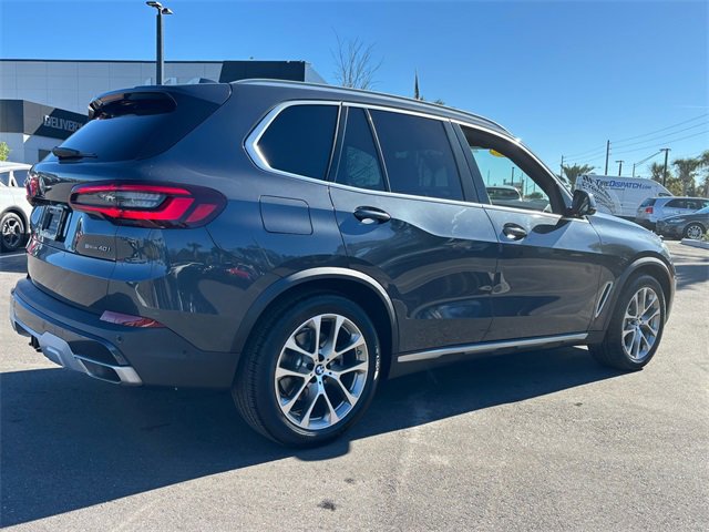 Used 2021 BMW X5 sDrive40i w/ Parking Assistance Package image 17