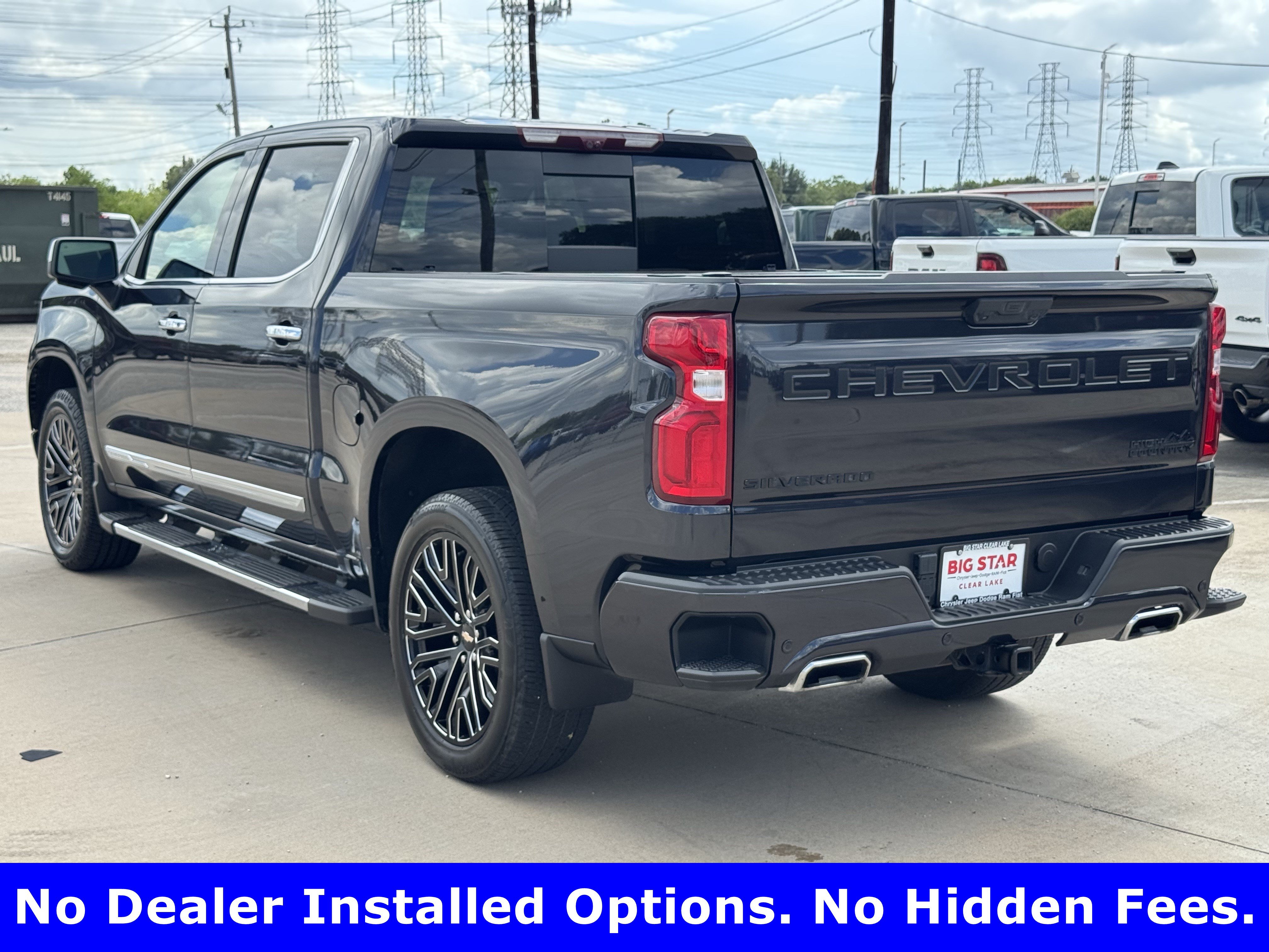 Used 2024 Chevrolet Silverado 1500 High Country w/ Technology Package AWD/4WD image 5