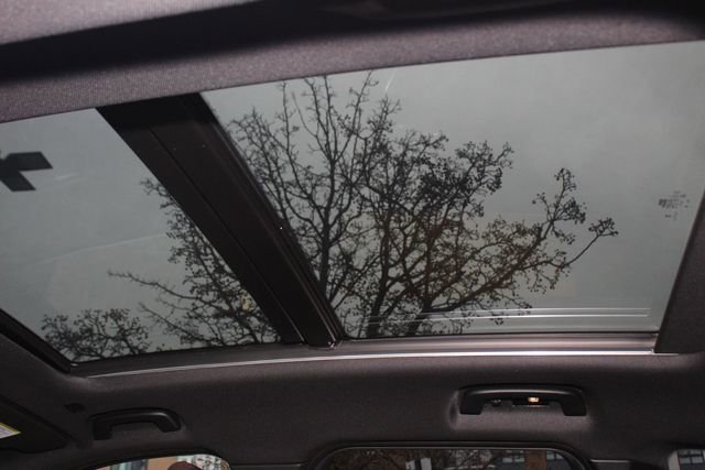 New 2025 BMW X1 xDrive28i w/ Convenience Package image 22