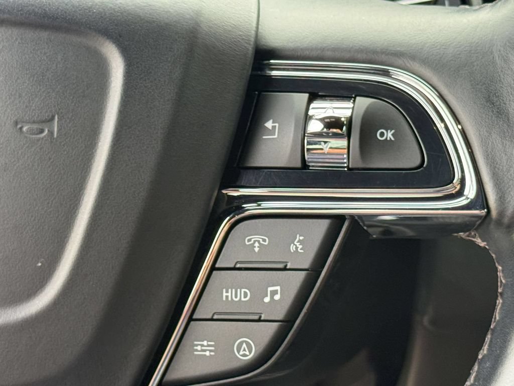 Certified 2023 Lincoln Navigator Black Label AWD/4WD image 21