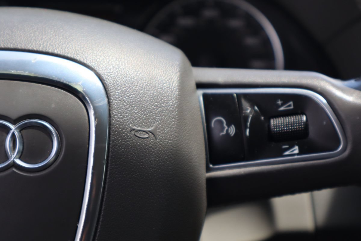 Used 2010 Audi Q5 3.2 Premium AWD/4WD image 17