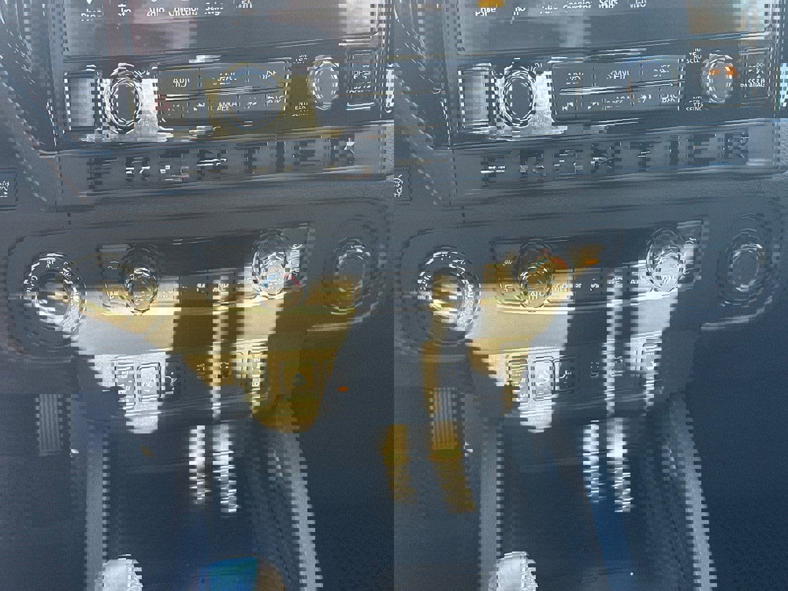 New 2026 Nissan Frontier SV w/ SV Convenience Package AWD/4WD image 29