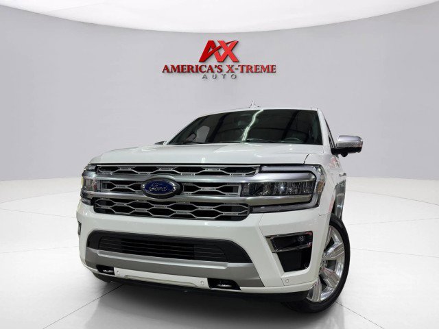 Used 2023 Ford Expedition Platinum image 2