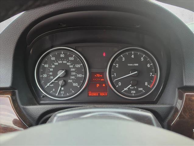 Used 2008 BMW 335i Convertible image 17