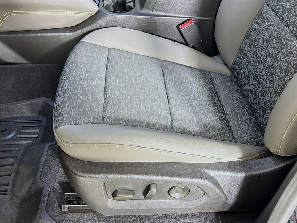 Used 2024 Chevrolet Colorado ZR2 w/ Technology Package image 21