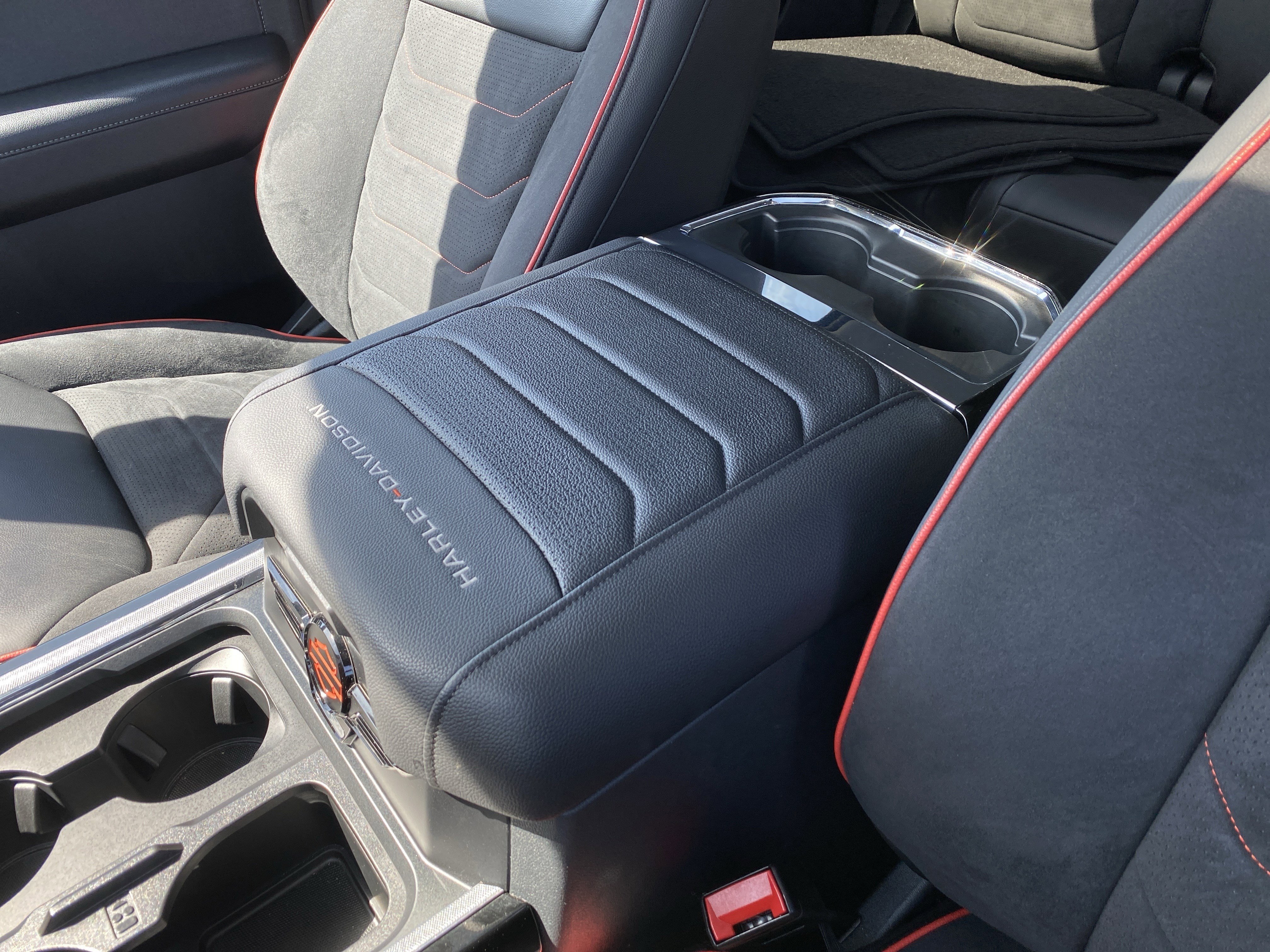 Used 2024 Ford F250 Lariat w/ Lariat Ultimate Package AWD/4WD image 40