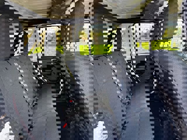 Used 2025 Jeep Wrangler Unlimited Rubicon image 19