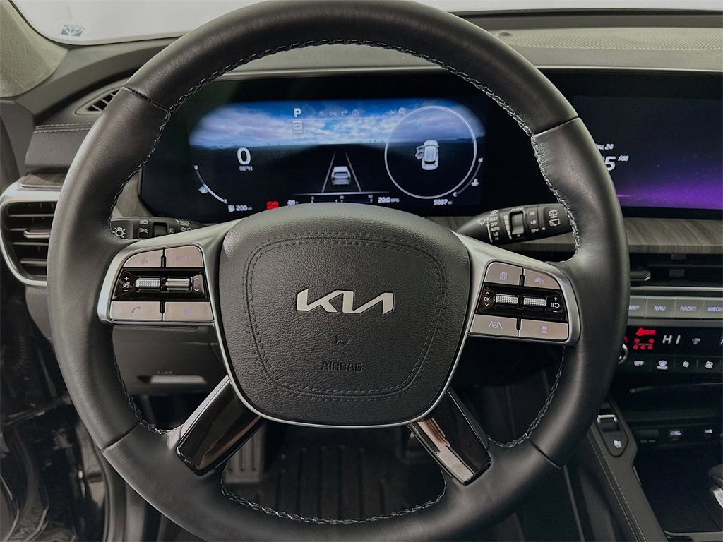Used 2025 Kia Telluride SX Prestige image 17