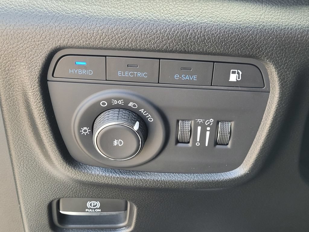 Used 2022 Jeep Grand Cherokee Overland w/ MOPAR Finishing Package AWD/4WD image 30