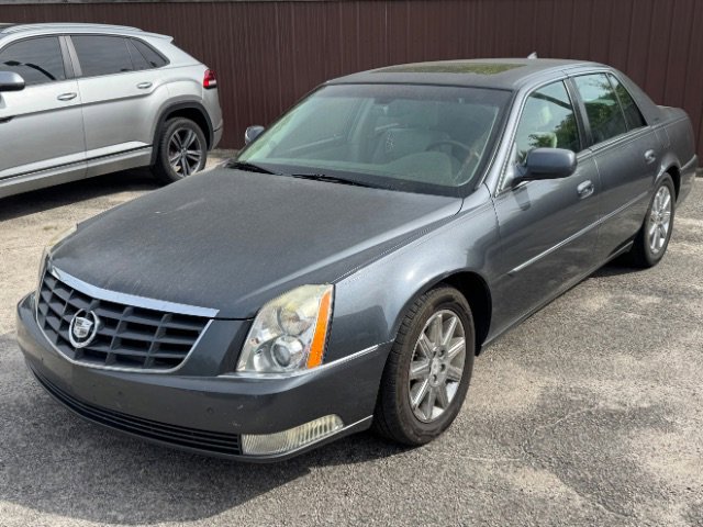 Used 2011 Cadillac DTS Premium FWD image 9
