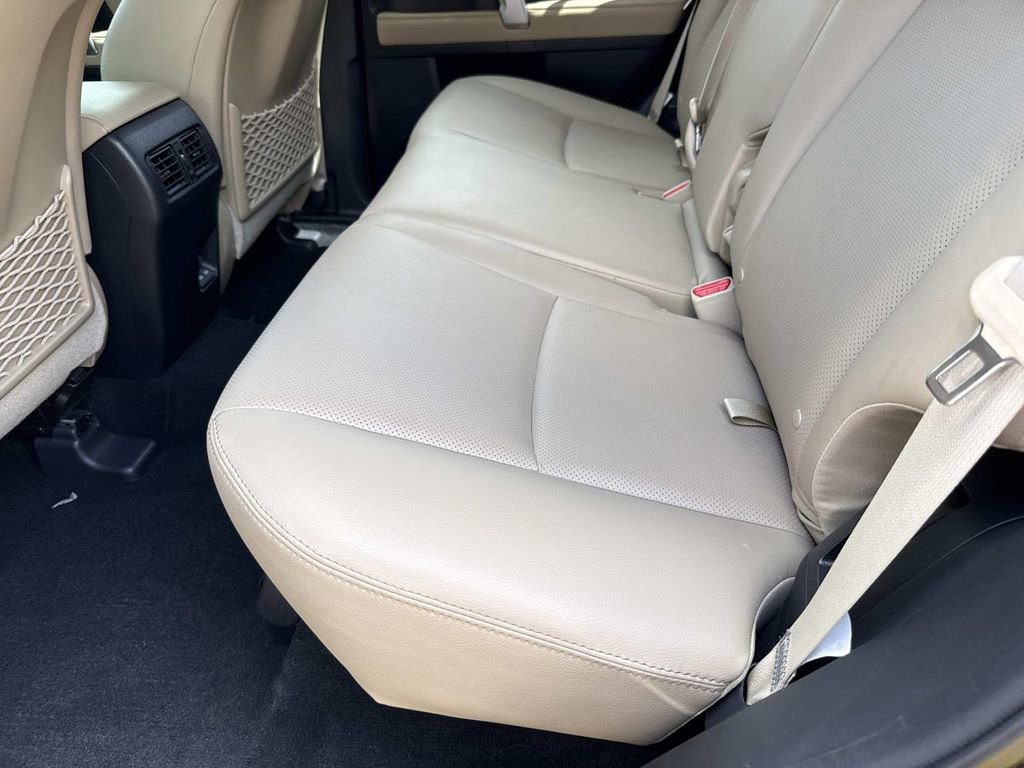 Used 2023 Toyota 4Runner Limited image 17