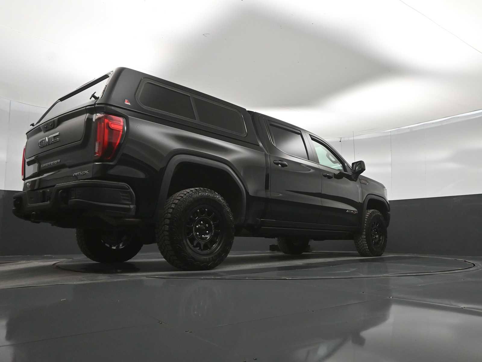 Used 2023 GMC Sierra 1500 AT4X w/ AT4X AEV Edition AWD/4WD image 38