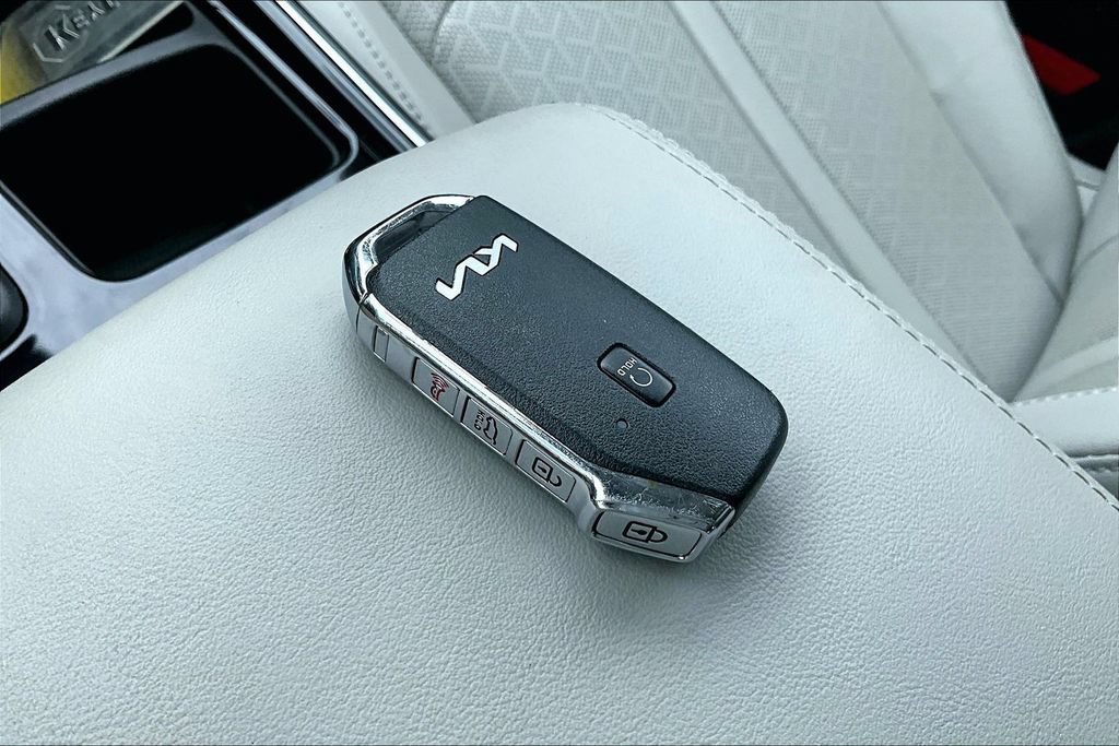 Used 2023 Kia Sorento SX FWD image 34