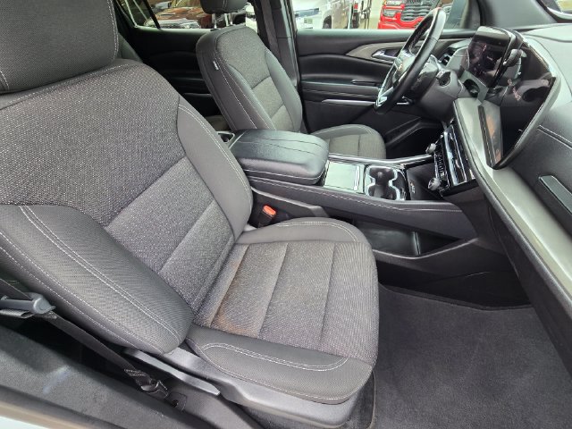 Used 2024 Chevrolet Traverse LT FWD image 18