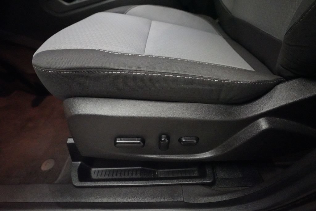 Used 2019 Ford Escape SE AWD/4WD image 29