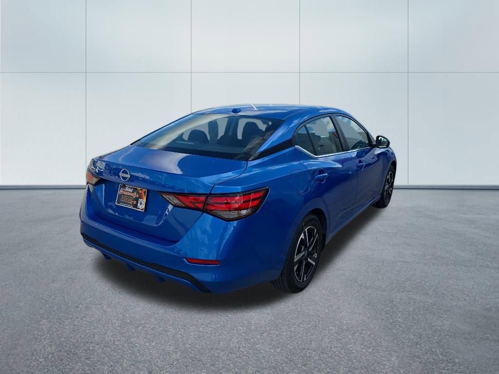 Used 2025 Nissan Sentra SV FWD image 3