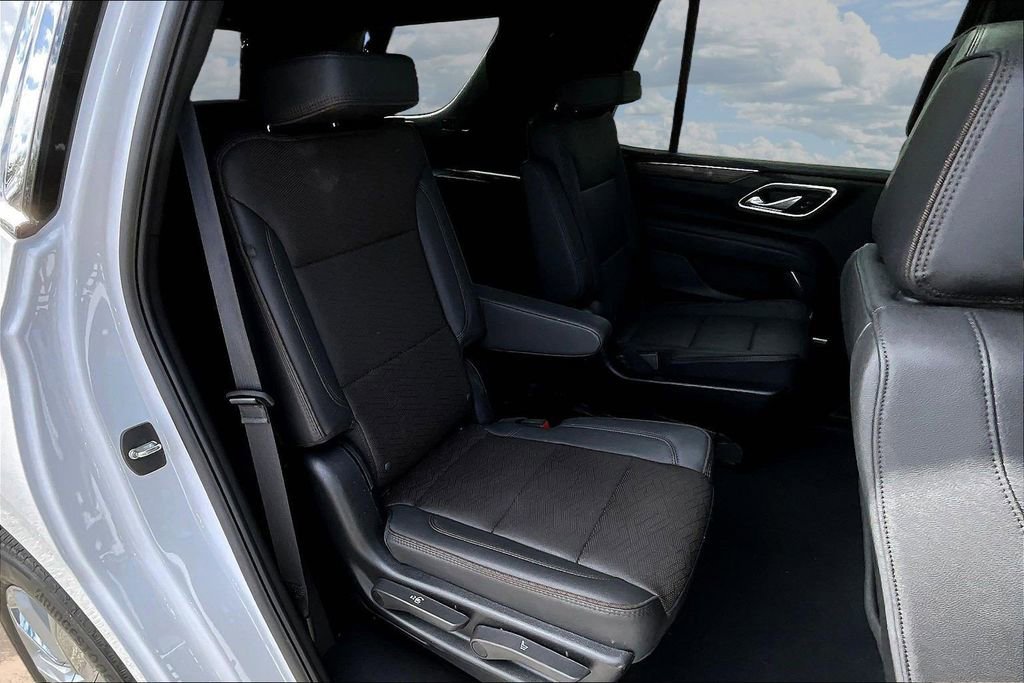 Used 2024 Chevrolet Tahoe High Country w/ Premium Package image 26