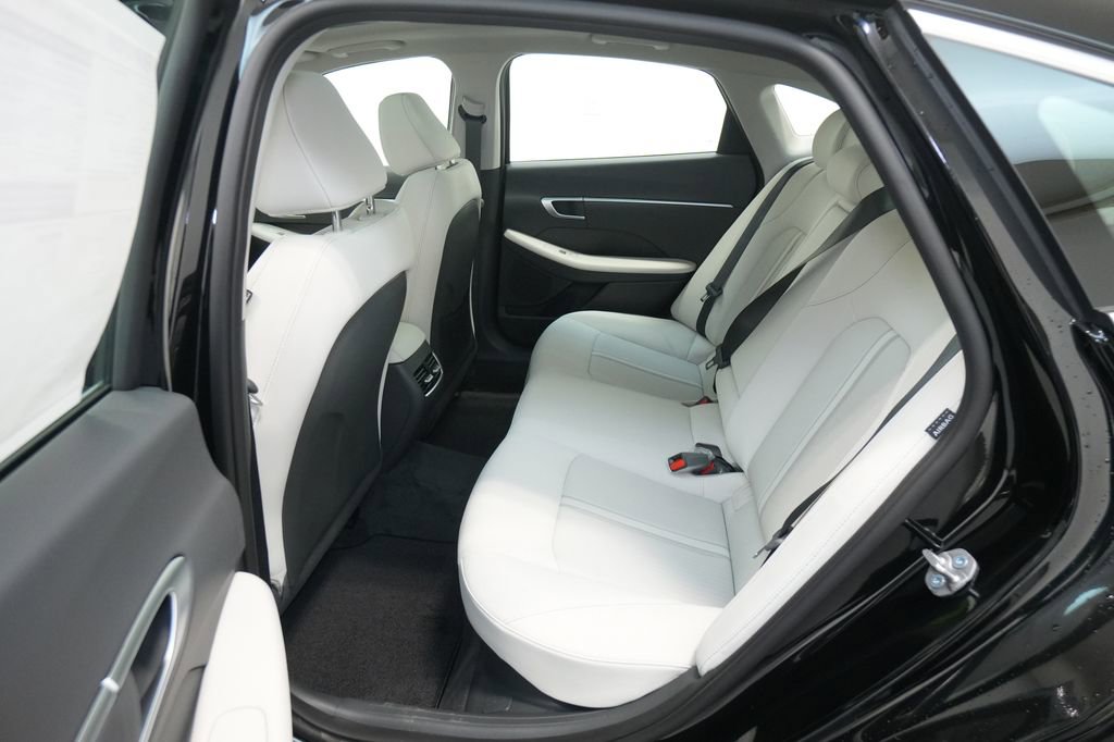 New 2026 Hyundai Sonata SEL FWD image 19