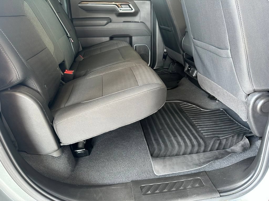 Used 2026 Chevrolet Silverado 1500 LT AWD/4WD image 33