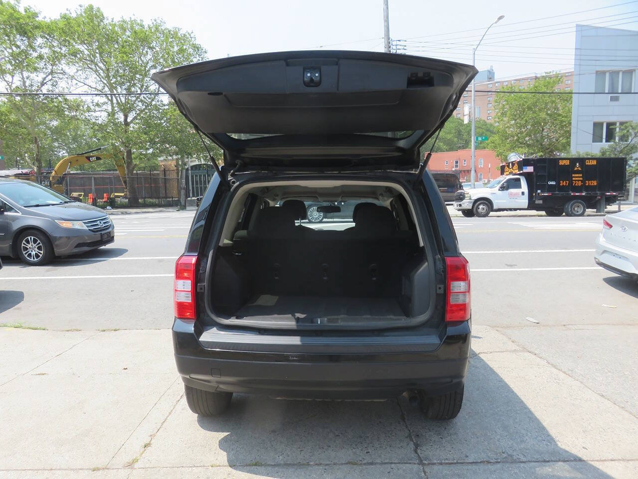 Used 2015 Jeep Patriot Sport FWD image 19