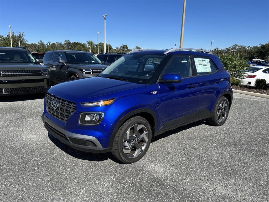 New 2025 Hyundai Venue SEL image 14