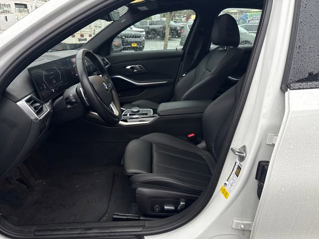 Used 2023 BMW 330i Sedan image 16