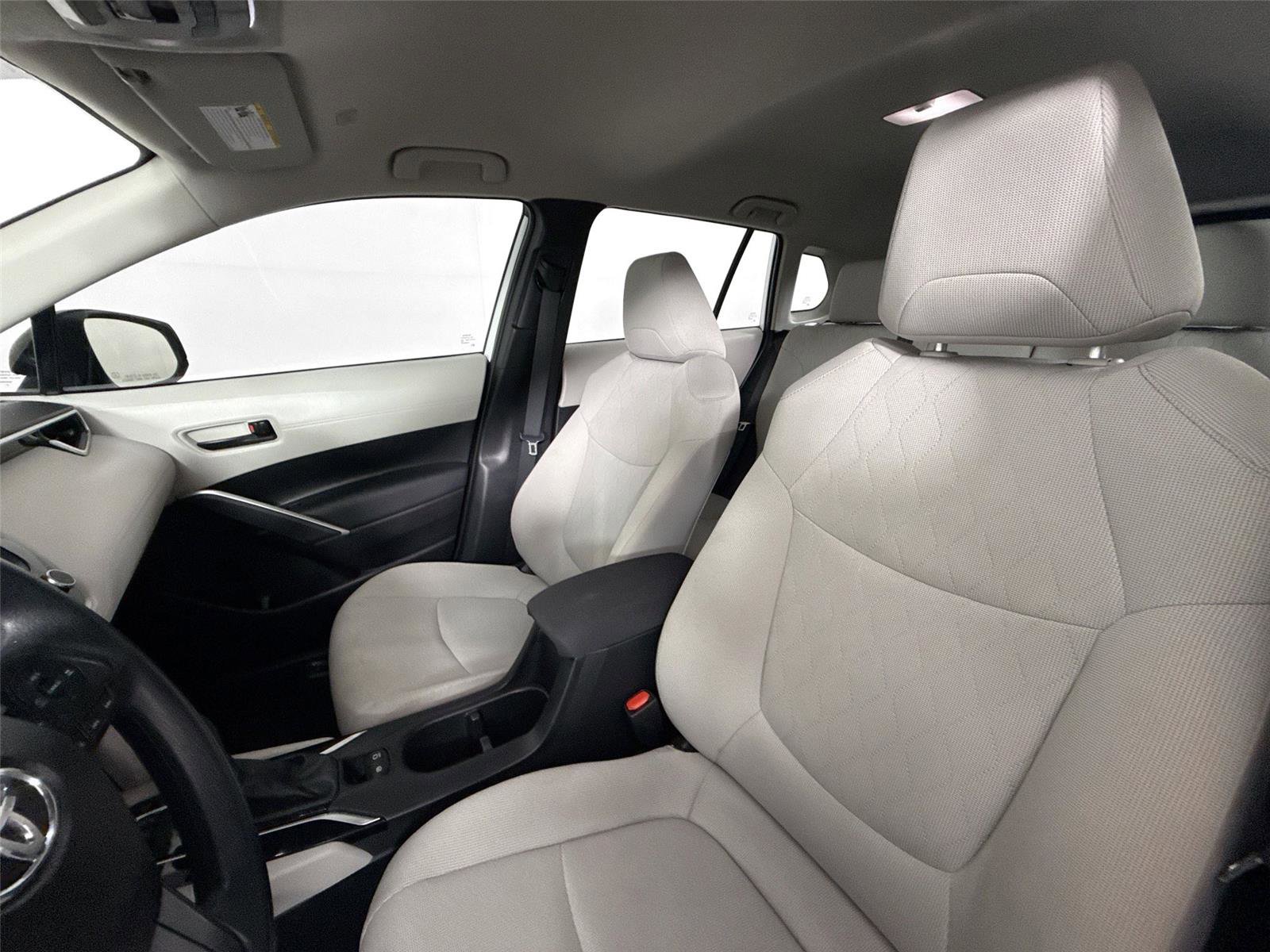 Certified 2024 Toyota Corolla Cross L FWD image 3