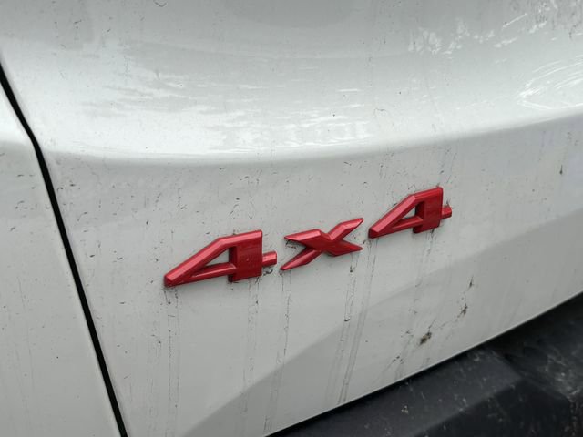 Used 2023 Jeep Renegade Latitude w/ Sun/Sound Group image 3