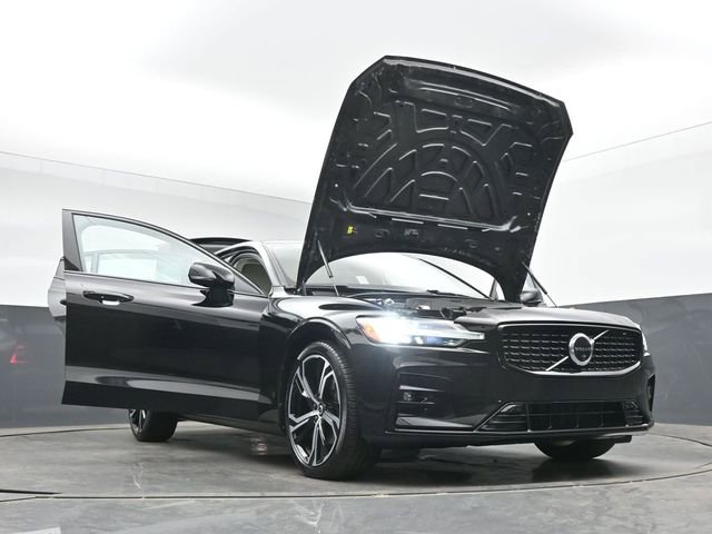 Used 2023 Volvo S60 B5 Ultimate w/ Protection Package Premier FWD image 50