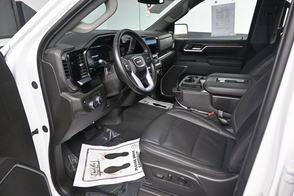 Used 2025 GMC Sierra 1500 SLT image 18