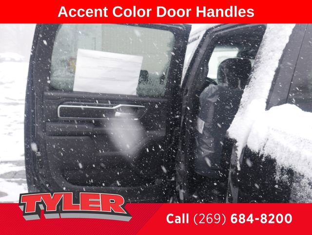 New 2026 RAM 1500 4x4 Crew Cab image 21