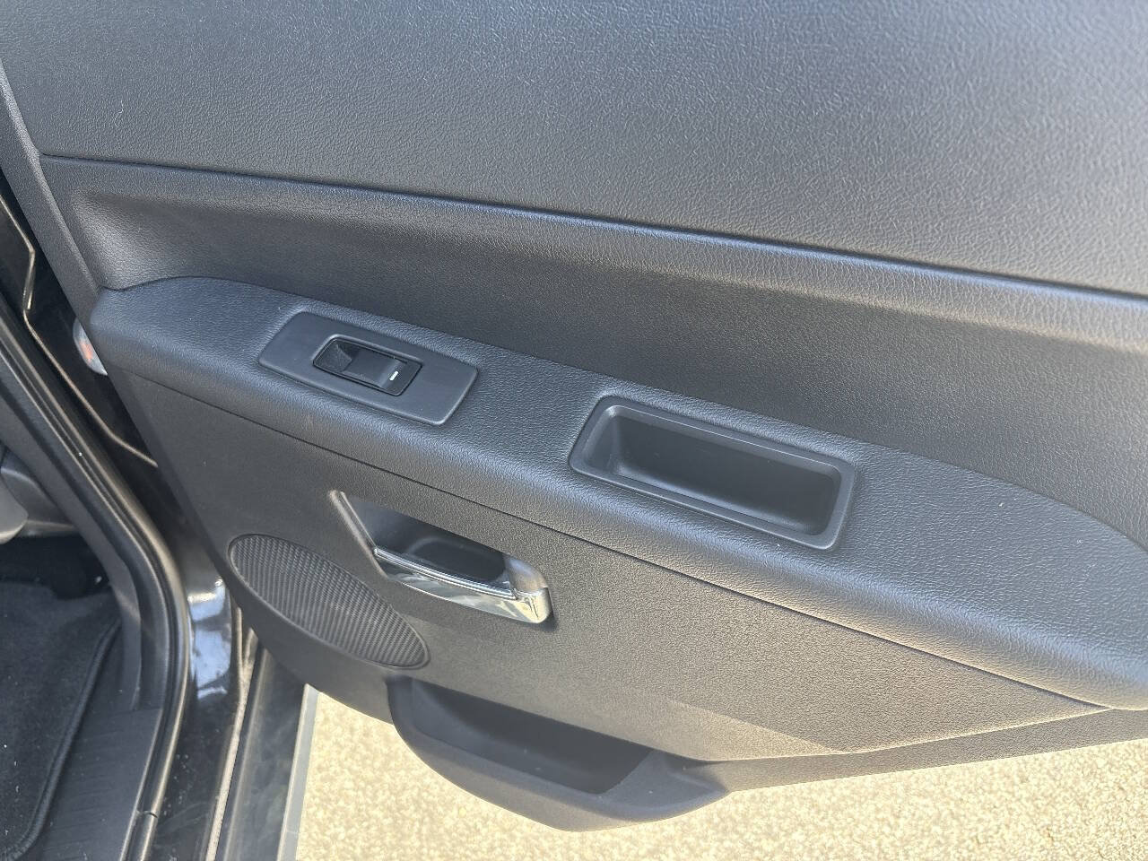 Used 2009 Jeep Grand Cherokee Laredo AWD/4WD image 19