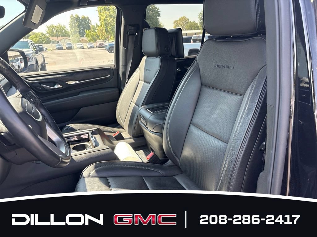 Used 2024 GMC Yukon Denali w/ Advanced Technology Package AWD/4WD image 11