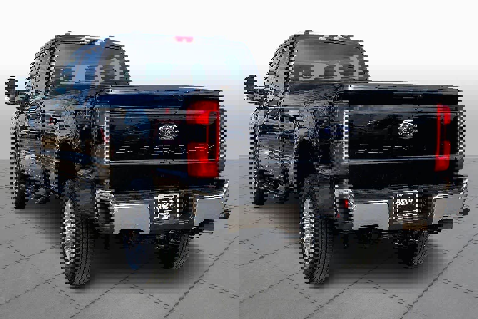 Used 2024 Ford F350 XLT w/ 360-Degree Camera Package image 11